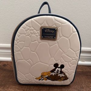 Mickey turtle loungefly